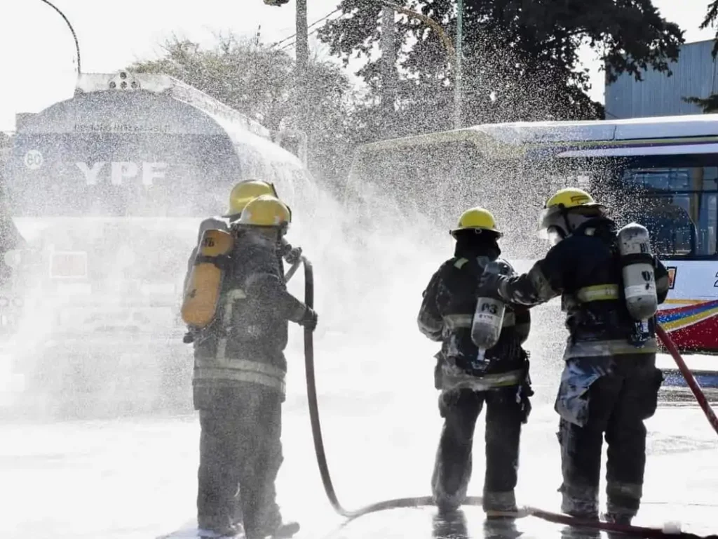 Simulacro en Montevideo y 3