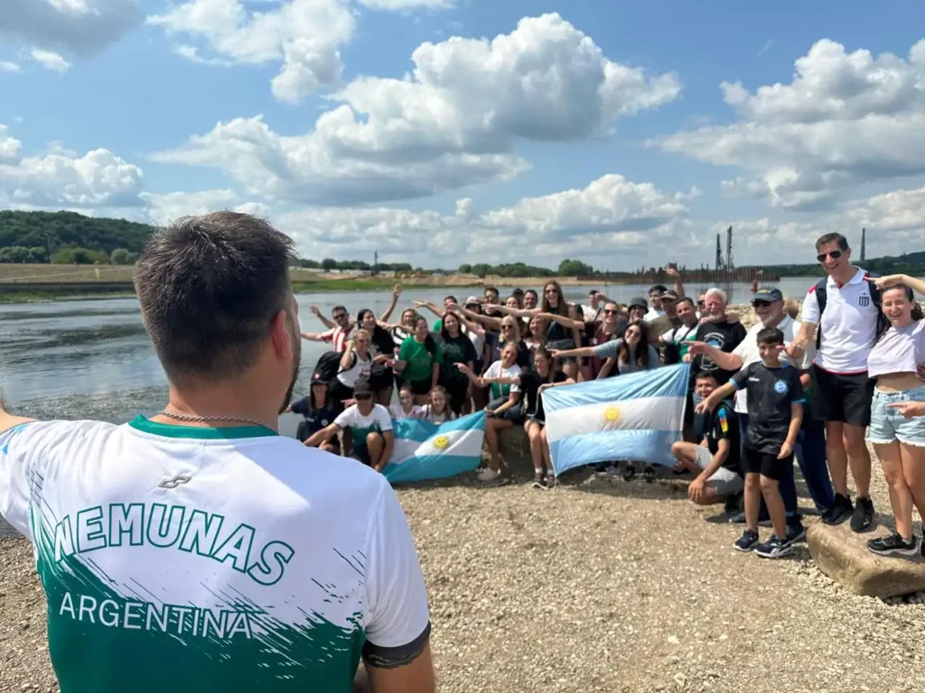 Delegación de la Sociedad Lituana Nemunas en Festival de la Canción de Lituania