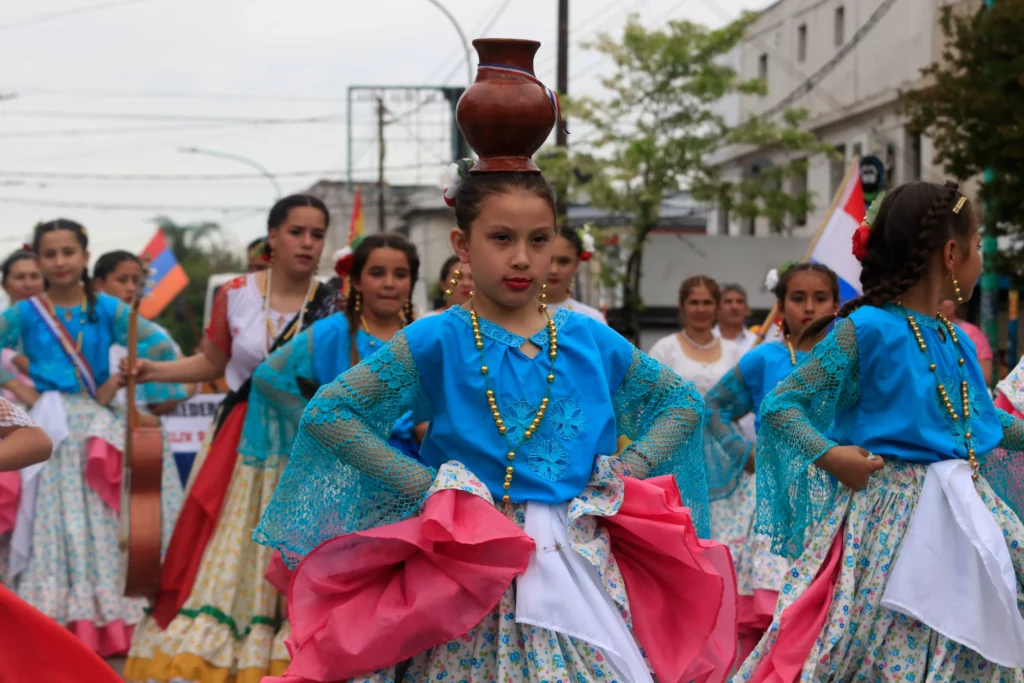 Desfile de cierre de la 47 Fiesta Provincial del Inmigrante