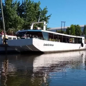 lanchas a isla paulino