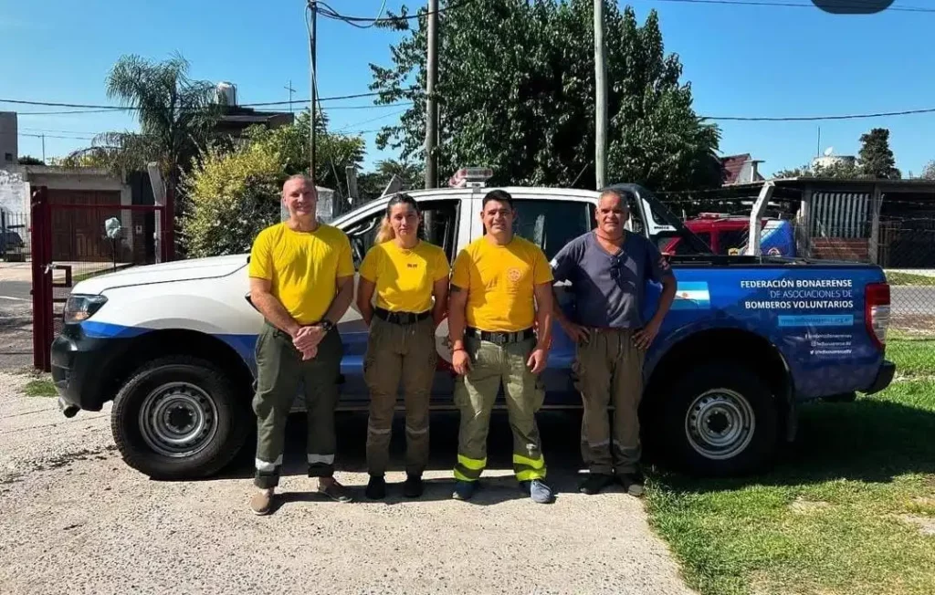 Bombero local se suma al combate de incendios en Neuquén