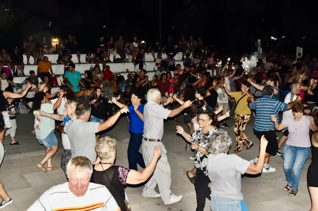 domingos de folklore