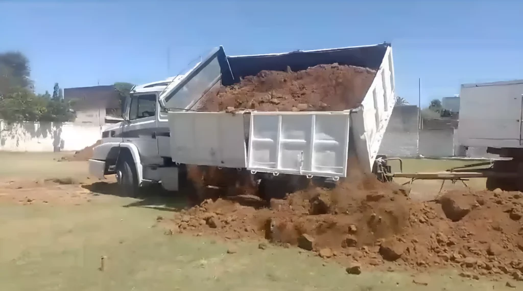 Construcción de polideportivo en Villa Progreso