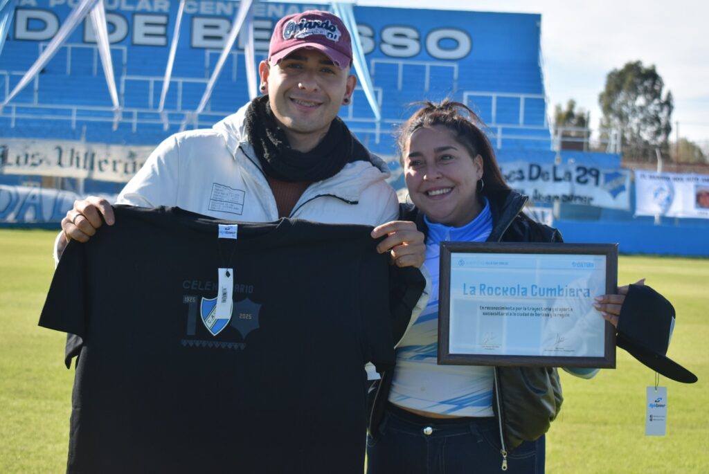 Reconocimiento de Villa San Carlos a personalidades de la cultura