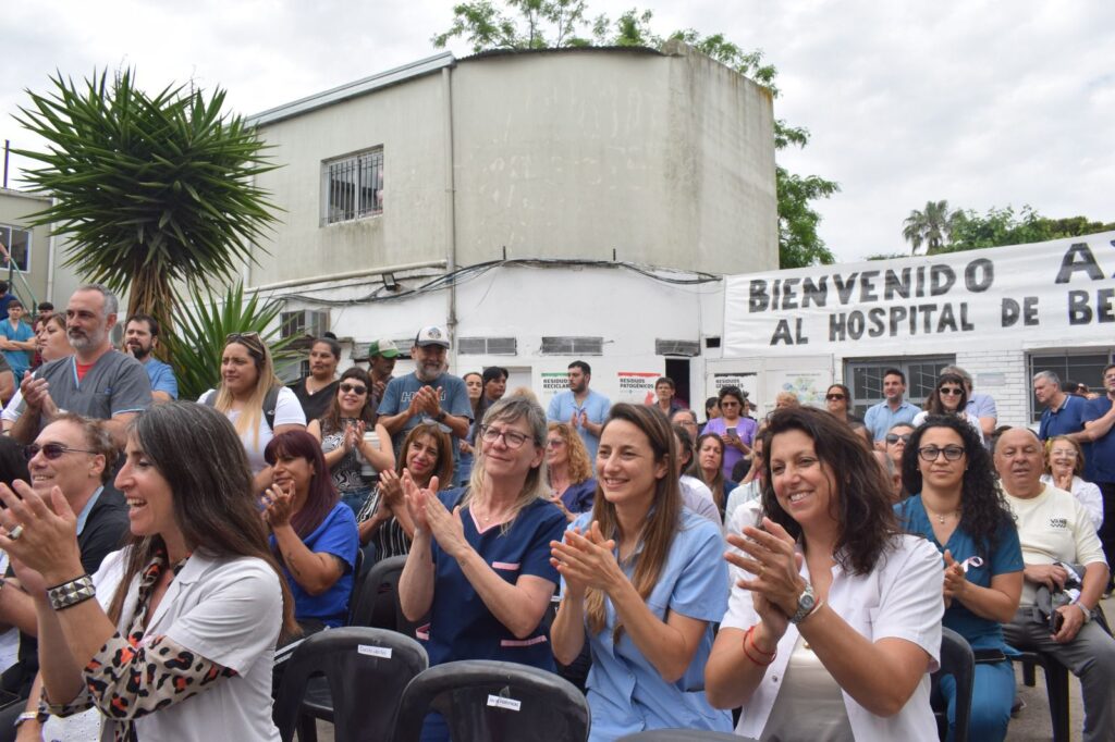 kicillof en el hospital larrain