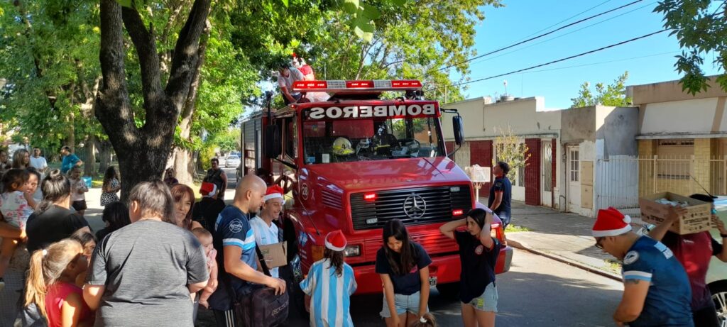 recorridas de bomberos con papá noel