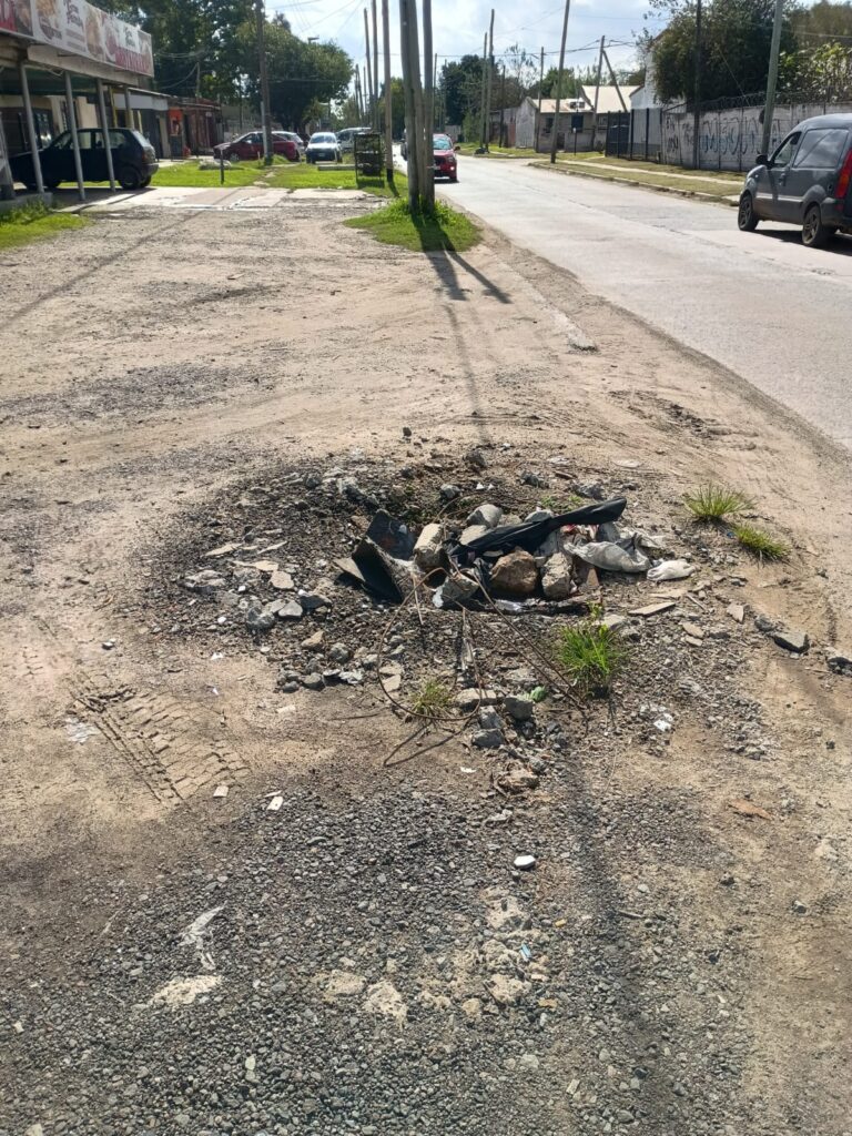 reclamo_por_falta_de_tapa